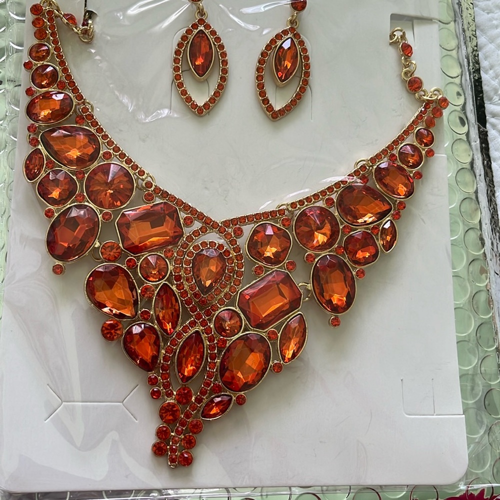 Elegant Red Crystal Statement Necklace & Earring Set - Women's Jewelry - Picture 2 of 2